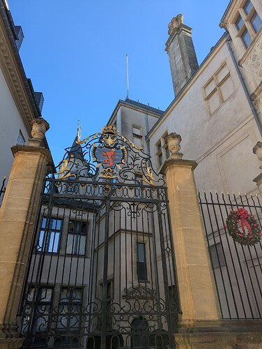 PXL_20251227_095335487_1