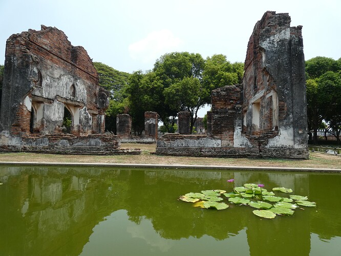 Phra Narai Ratchaniwet