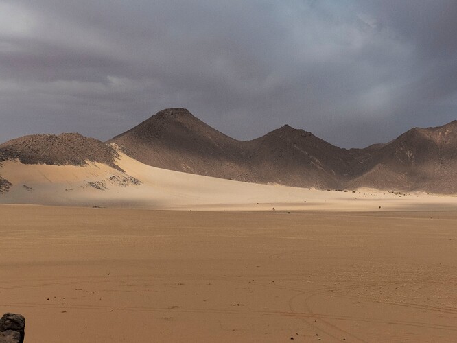 Les paysages en revenant vers Djanet