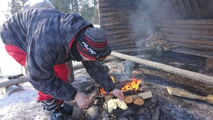 Voyage multi-activités en Laponie finlandaise chez l'habitant - Joh et Max