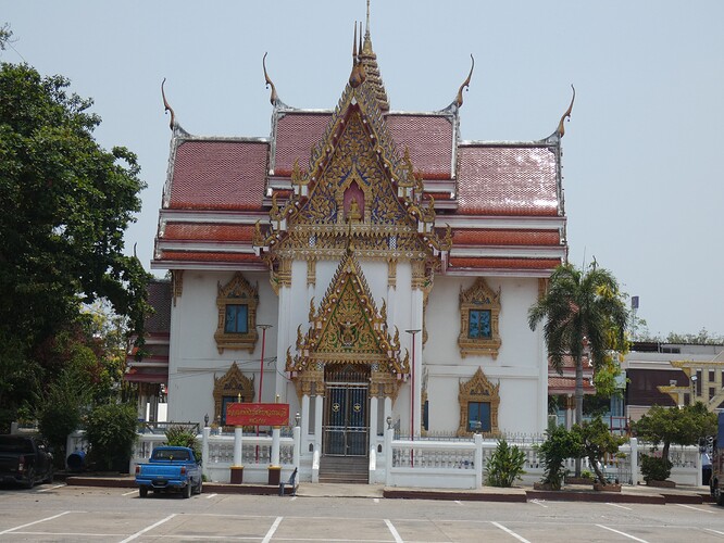 Wat Sao Thong Thong