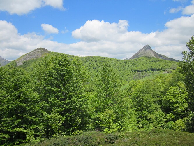Griou vu des abords du col du Gliziou, je pense