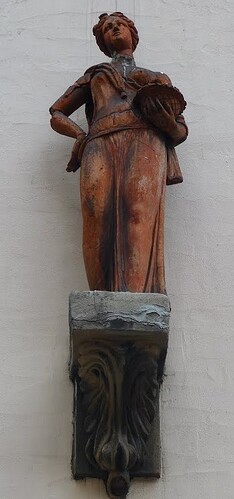 P11704127