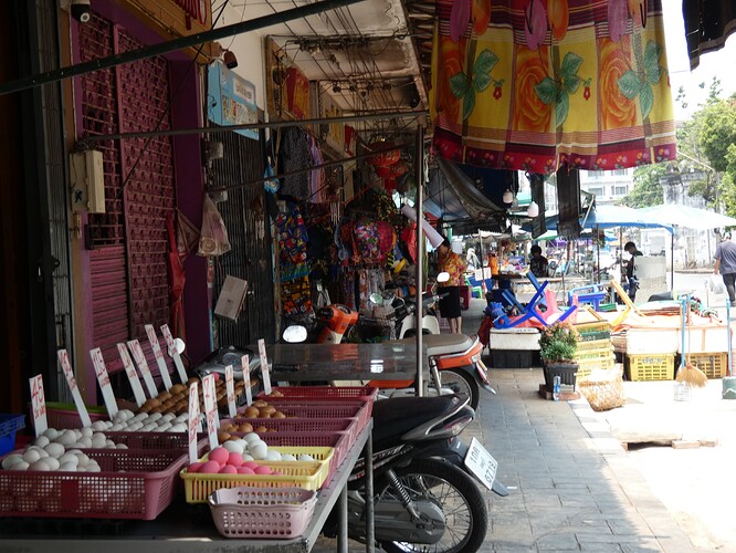 Phra Narai Ratchaniwet