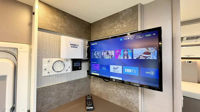 Burstner Lyséo Tableau Cde Schaudt L96+Inst TV