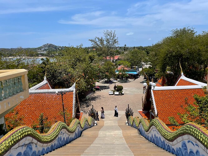 Wat Phra Yai