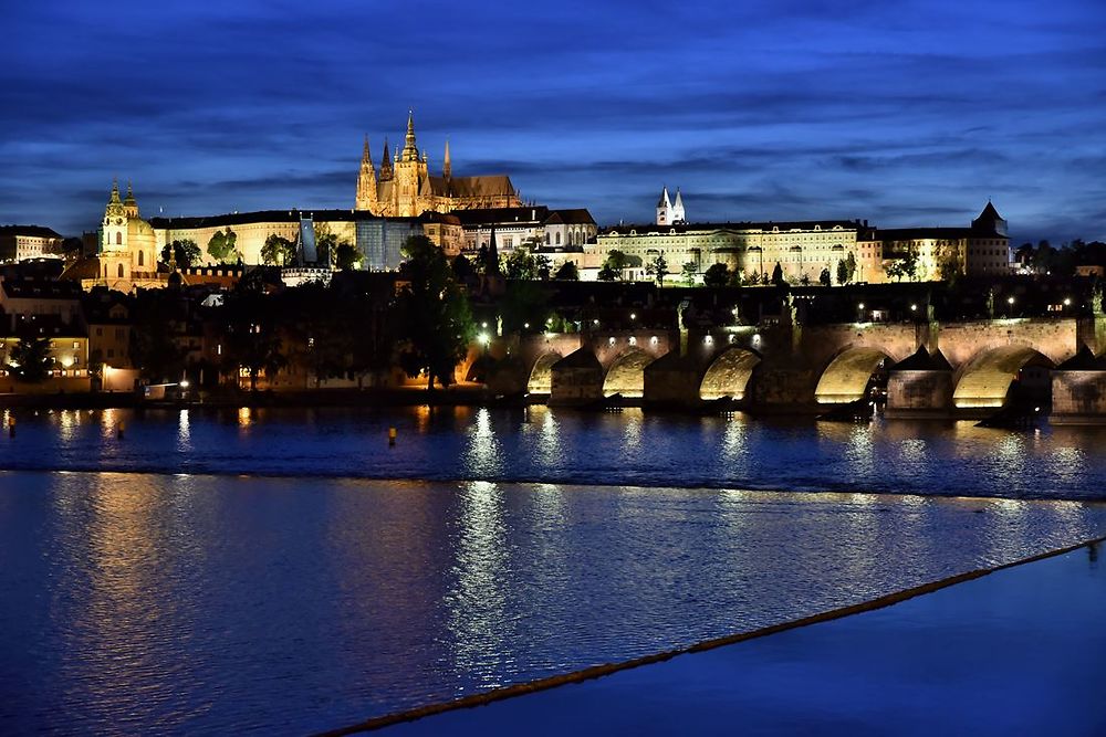Prague : la ville aux 100 clochers... - Derriere-l-horizon