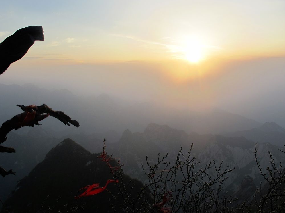 3 semaines au pays du soleil levant. Beijing, la grande muraille sur ses portions de Mutianyu et de Simatai, L’ascension du mont Hua Shan, les cultures en terrasse de Longji, la rivière Li, Hong-Kong, Macao, Shanghai - lebalouder 3 semaines au pays du soleil levant. Beijing, la grande muraille sur ses portions de Mutianyu et de Simatai, L’ascension du mont Hua Shan, les cultures en terrasse de Longji, la rivière Li, Hong-Kong, Macao, Shanghai - lebalouder