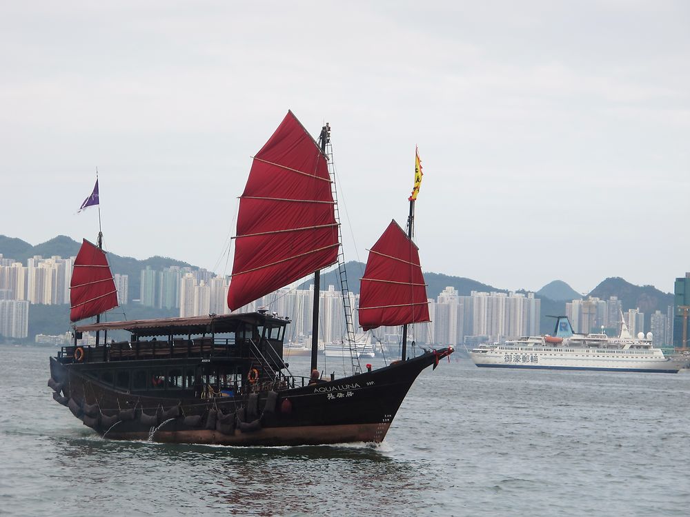 3 semaines au pays du soleil levant. Beijing, la grande muraille sur ses portions de Mutianyu et de Simatai, L’ascension du mont Hua Shan, les cultures en terrasse de Longji, la rivière Li, Hong-Kong, Macao, Shanghai - lebalouder 3 semaines au pays du soleil levant. Beijing, la grande muraille sur ses portions de Mutianyu et de Simatai, L’ascension du mont Hua Shan, les cultures en terrasse de Longji, la rivière Li, Hong-Kong, Macao, Shanghai - lebalouder