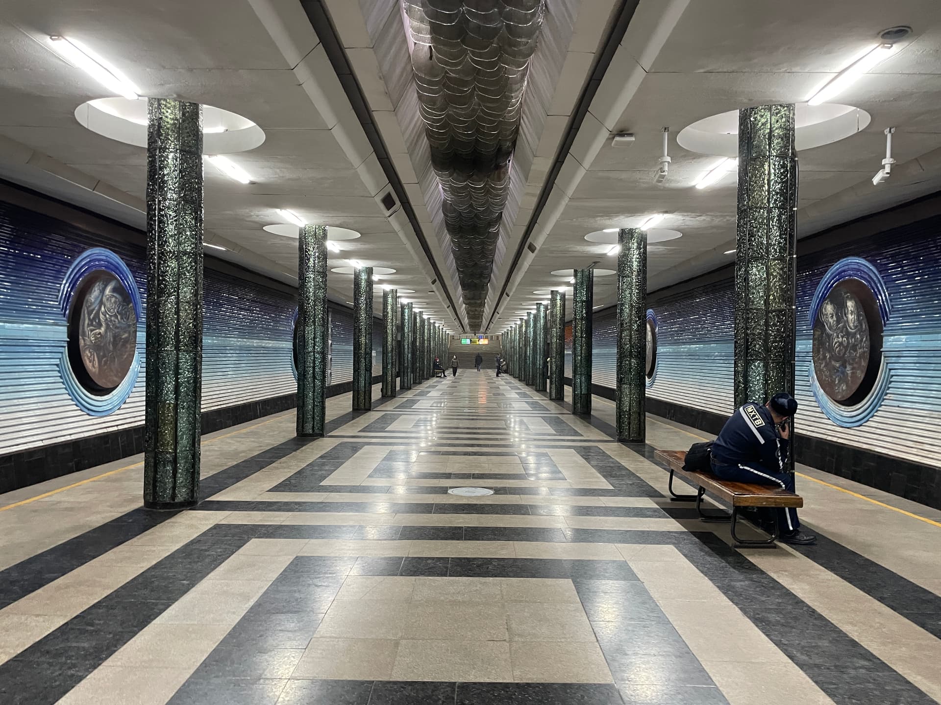 Station de métro Kosmonavtlar