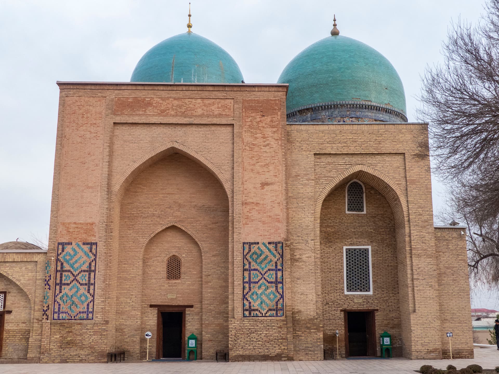 Mausolée Gumbazi Sayyidon