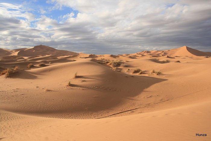 Trek dans les dunes de Merzouga et la palmeraie de Skoura au Maroc - hunza Trek dans les dunes de Merzouga et la palmeraie de Skoura au Maroc - hunza