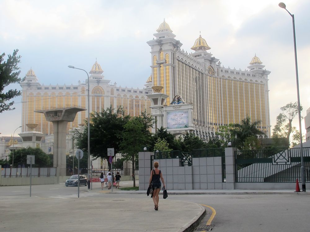 3 semaines au pays du soleil levant. Beijing, la grande muraille sur ses portions de Mutianyu et de Simatai, L’ascension du mont Hua Shan, les cultures en terrasse de Longji, la rivière Li, Hong-Kong, Macao, Shanghai - lebalouder 3 semaines au pays du soleil levant. Beijing, la grande muraille sur ses portions de Mutianyu et de Simatai, L’ascension du mont Hua Shan, les cultures en terrasse de Longji, la rivière Li, Hong-Kong, Macao, Shanghai - lebalouder
