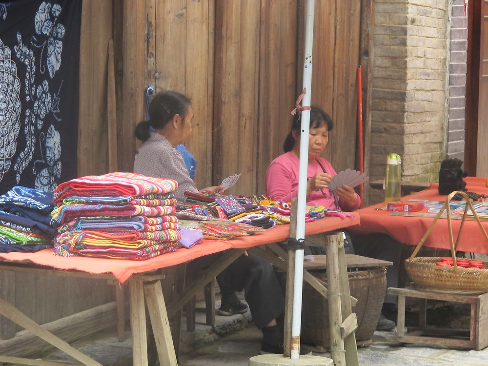 3 semaines au pays du soleil levant. Beijing, la grande muraille sur ses portions de Mutianyu et de Simatai, L’ascension du mont Hua Shan, les cultures en terrasse de Longji, la rivière Li, Hong-Kong, Macao, Shanghai - lebalouder 3 semaines au pays du soleil levant. Beijing, la grande muraille sur ses portions de Mutianyu et de Simatai, L’ascension du mont Hua Shan, les cultures en terrasse de Longji, la rivière Li, Hong-Kong, Macao, Shanghai - lebalouder