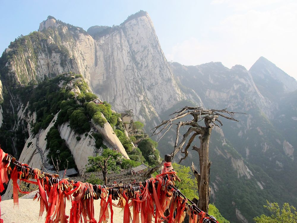 3 semaines au pays du soleil levant. Beijing, la grande muraille sur ses portions de Mutianyu et de Simatai, L’ascension du mont Hua Shan, les cultures en terrasse de Longji, la rivière Li, Hong-Kong, Macao, Shanghai  - lebalouder