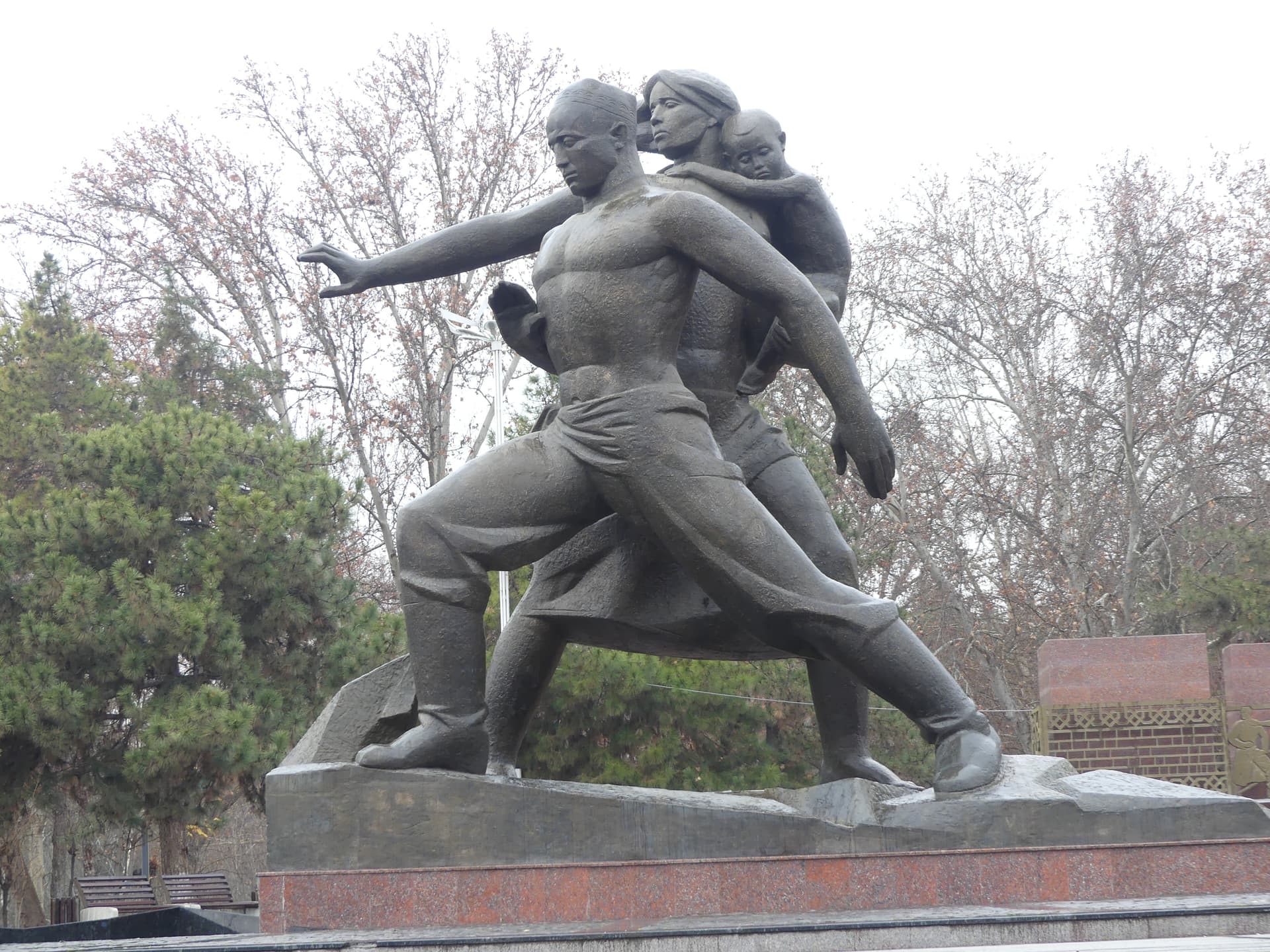 Monument Courage