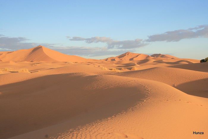 Trek dans les dunes de Merzouga et la palmeraie de Skoura au Maroc - hunza Trek dans les dunes de Merzouga et la palmeraie de Skoura au Maroc - hunza